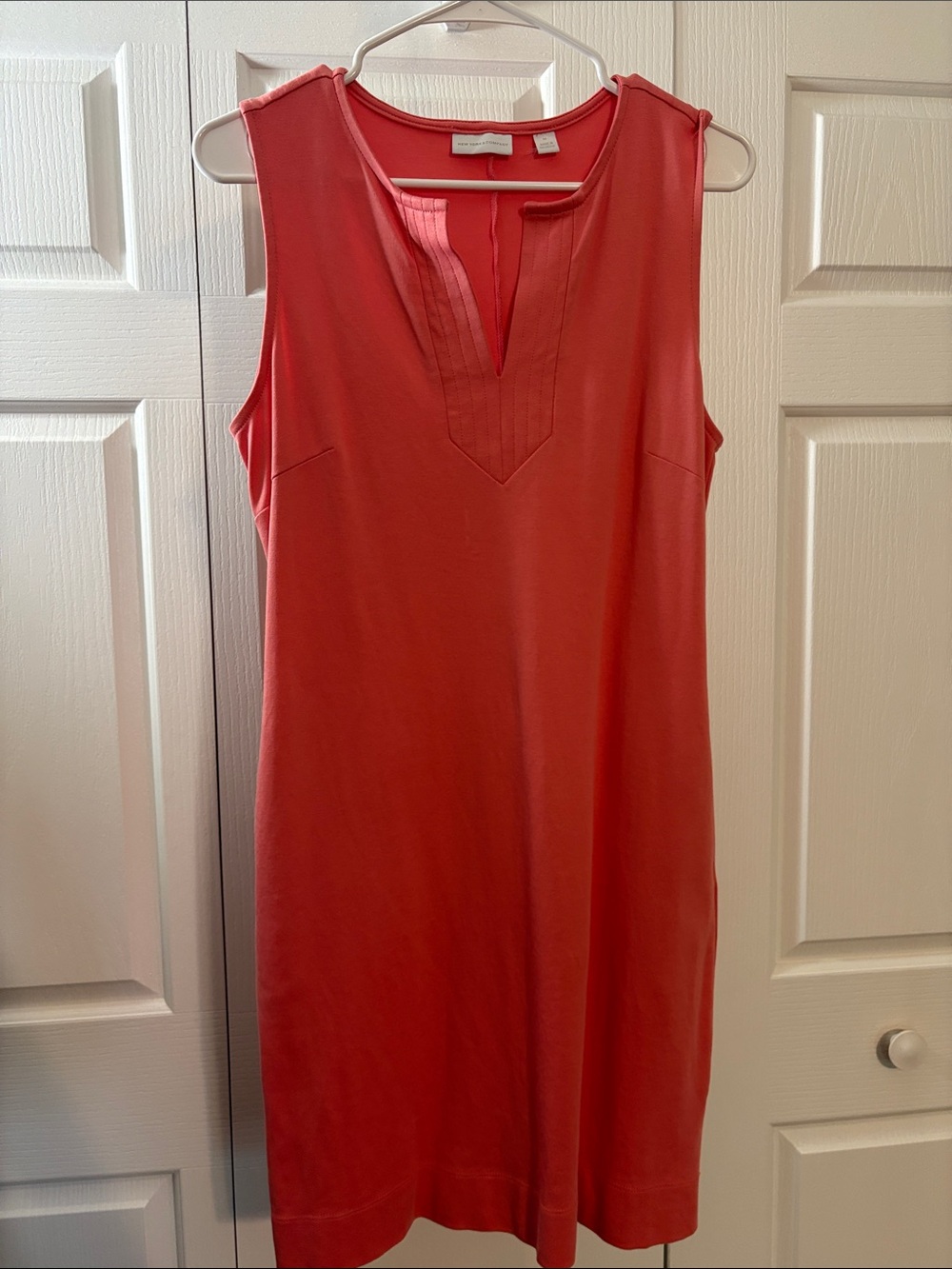 New York & Company Coral Crewneck Shift Dress